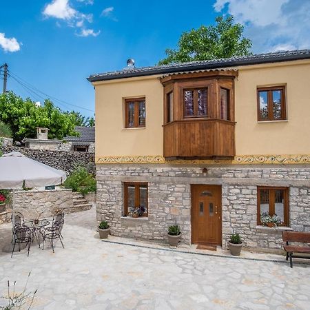 Villa Melissa Kostitsi Exterior photo